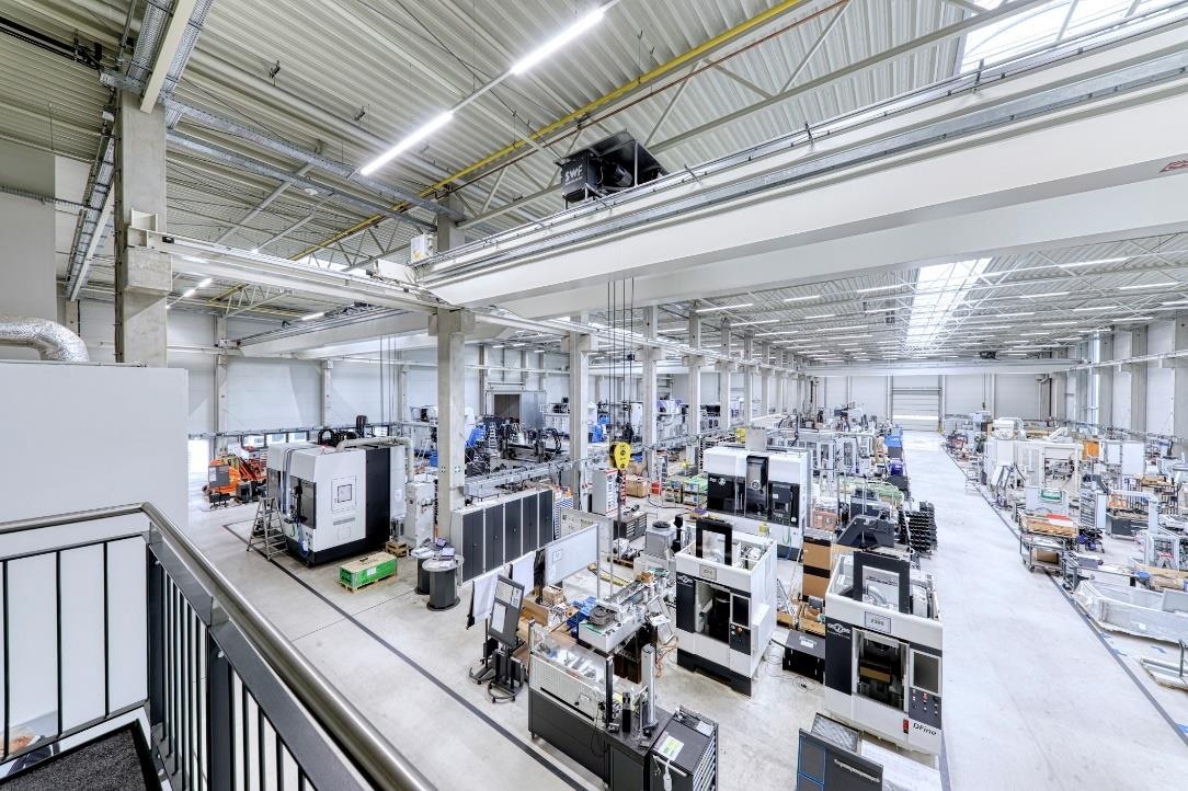 Modern and adaptable light industrial facility